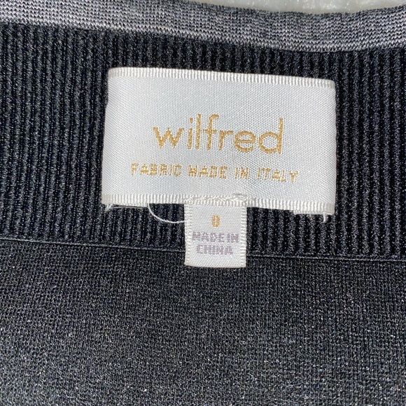 Wilfred Aritzia Skirt- Pencil Damask Lace textured stretch-Side Zippers - Picture 4 of 8